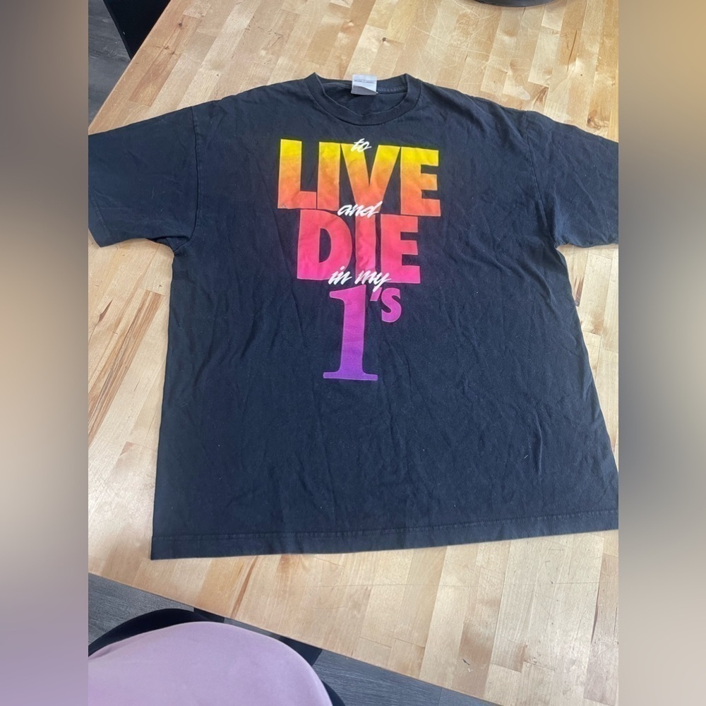 Vintage NIKE AIR Force I "LIVE and DIE in My 1's" (XL)T-Shirt MICHAEL JORDAN